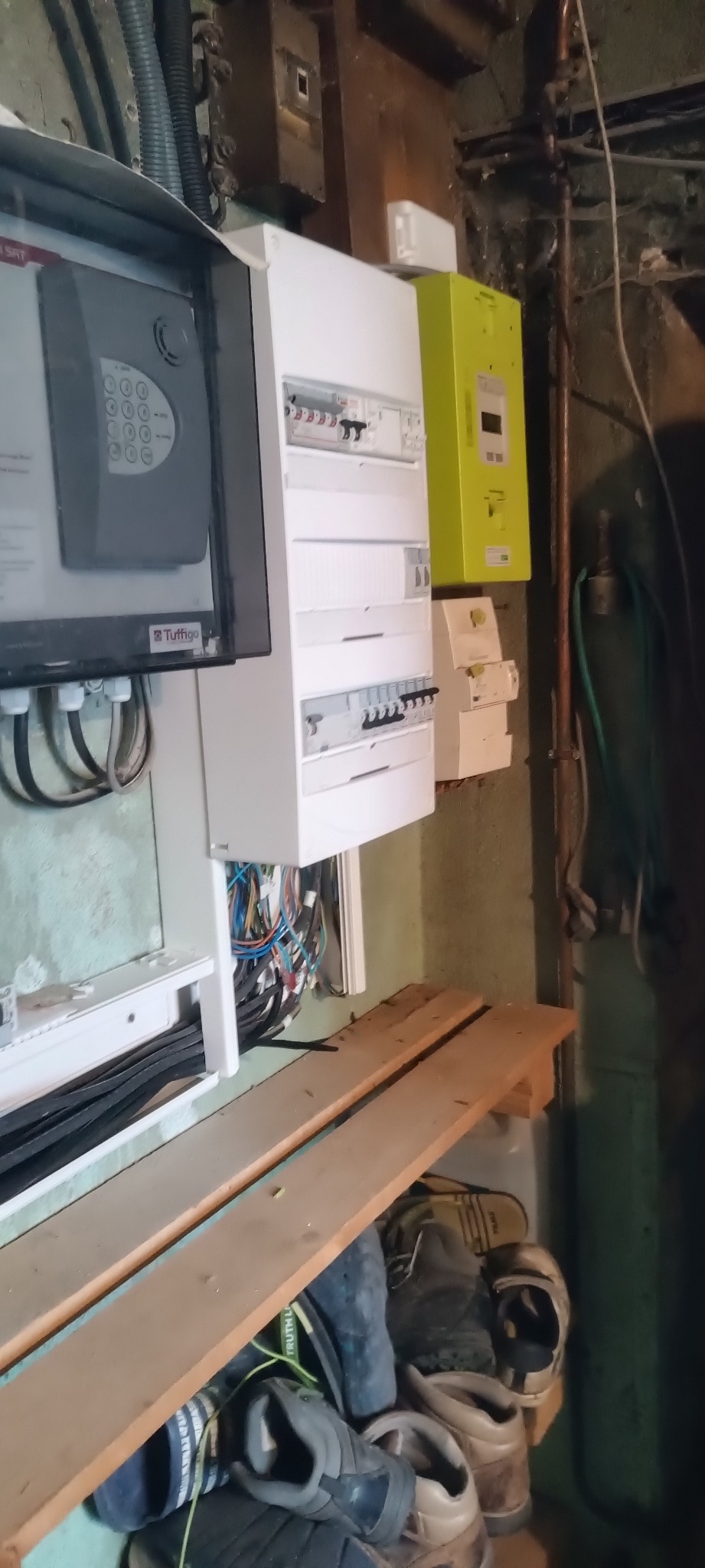 Installation électrique réalisée par Sartelec